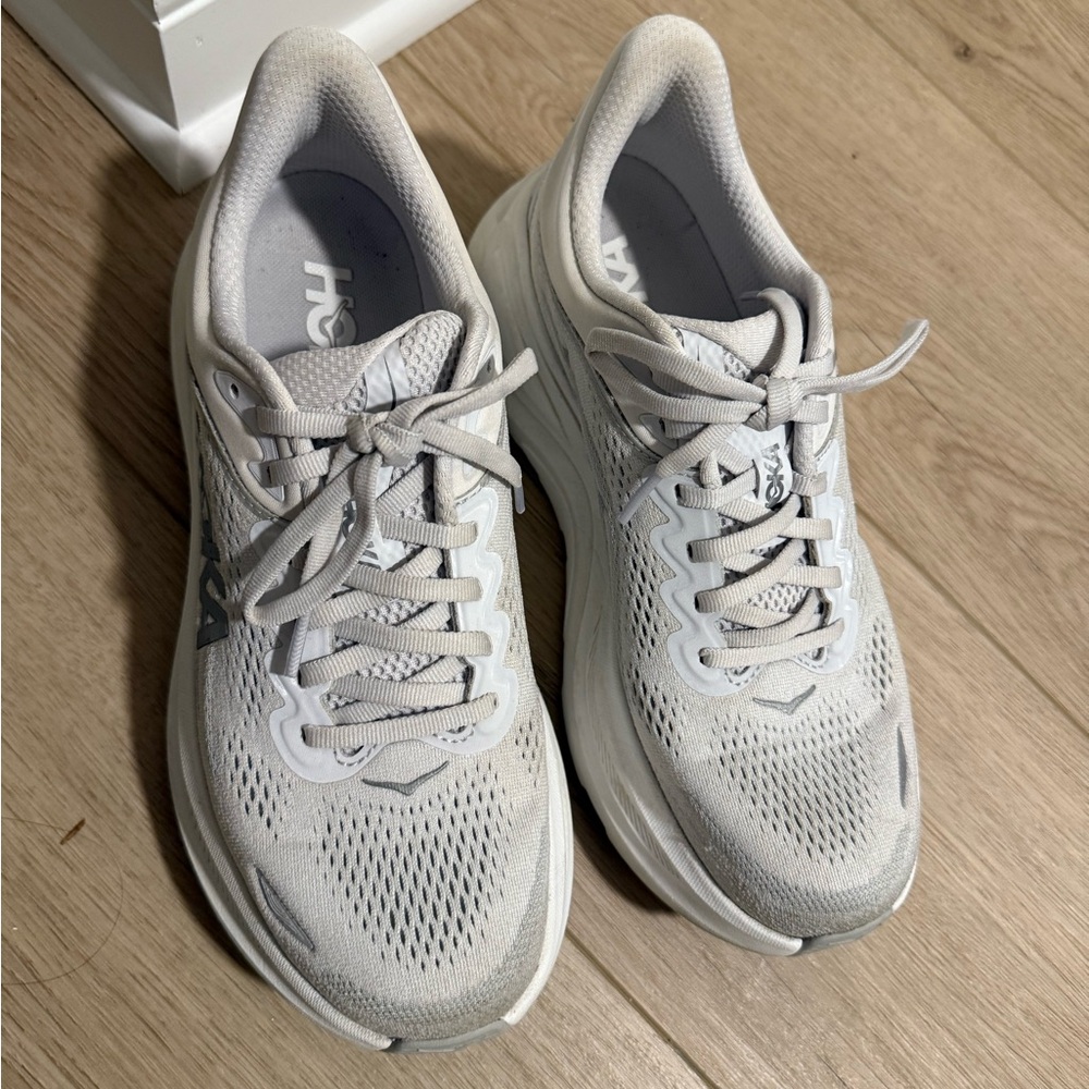 Hoka Women's Gray Running Shoes size 8.5